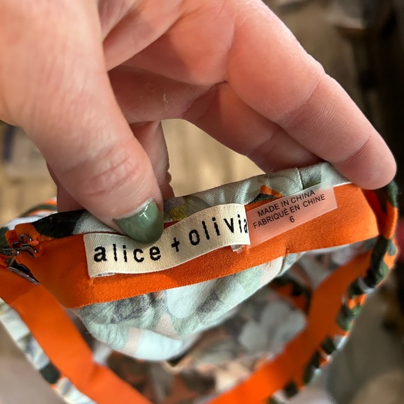 ALICE + OLIVIA Floral Print Knee-Length Skirt - Picture 3 of 3